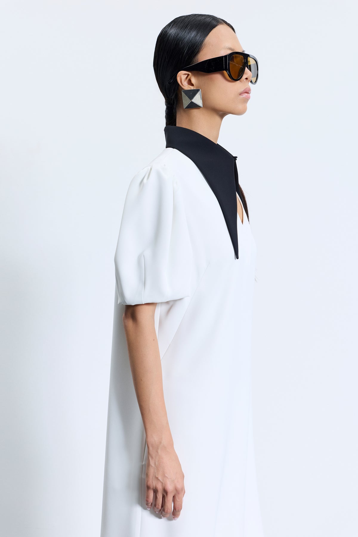 4710 White Dress