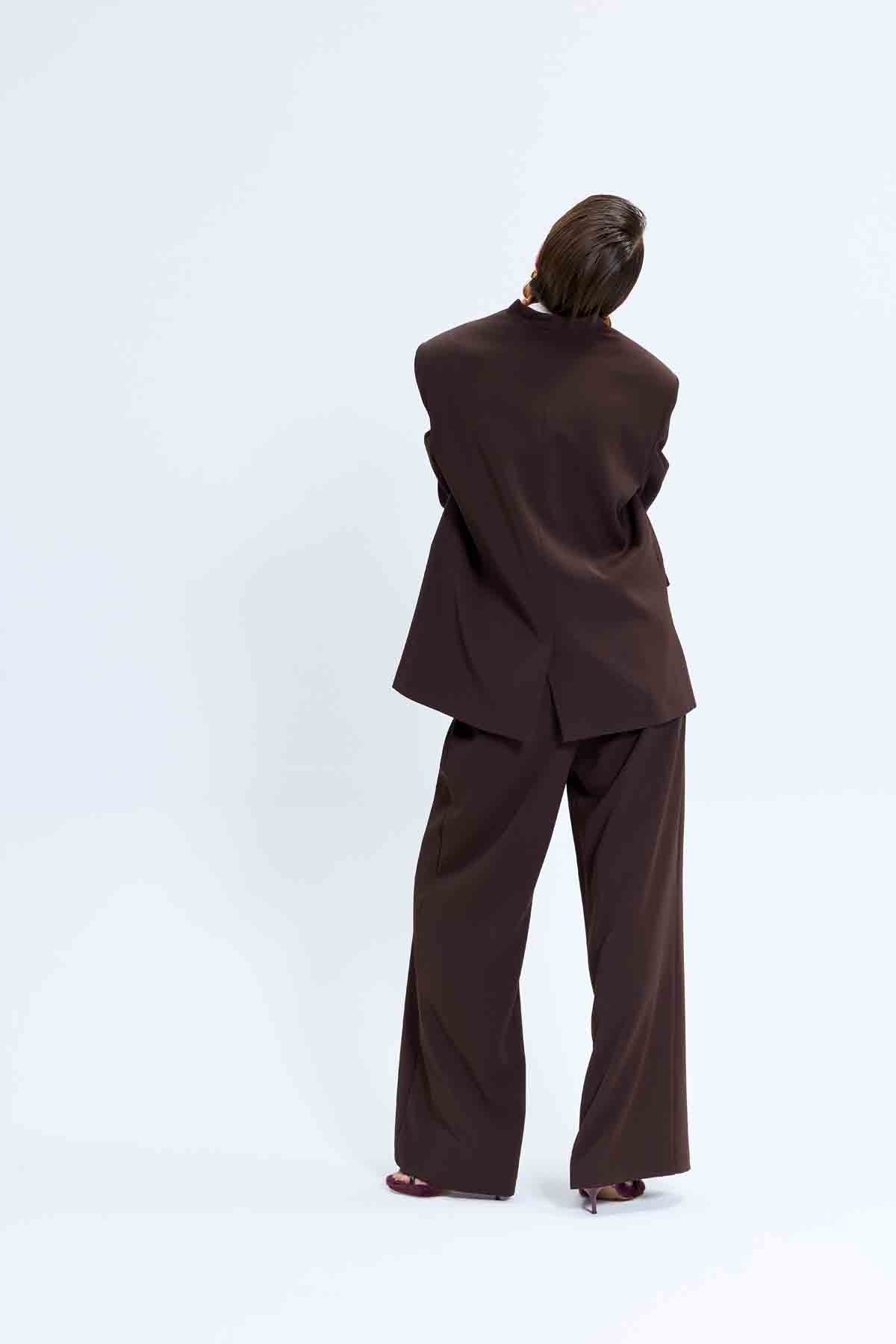 2501 Brown Trousers