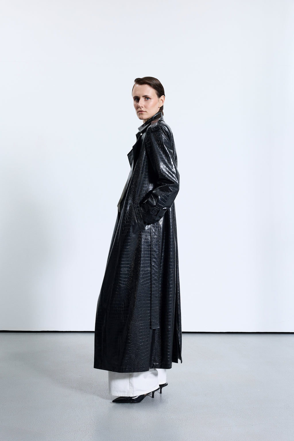 1713 Siyah Deri Trençkot