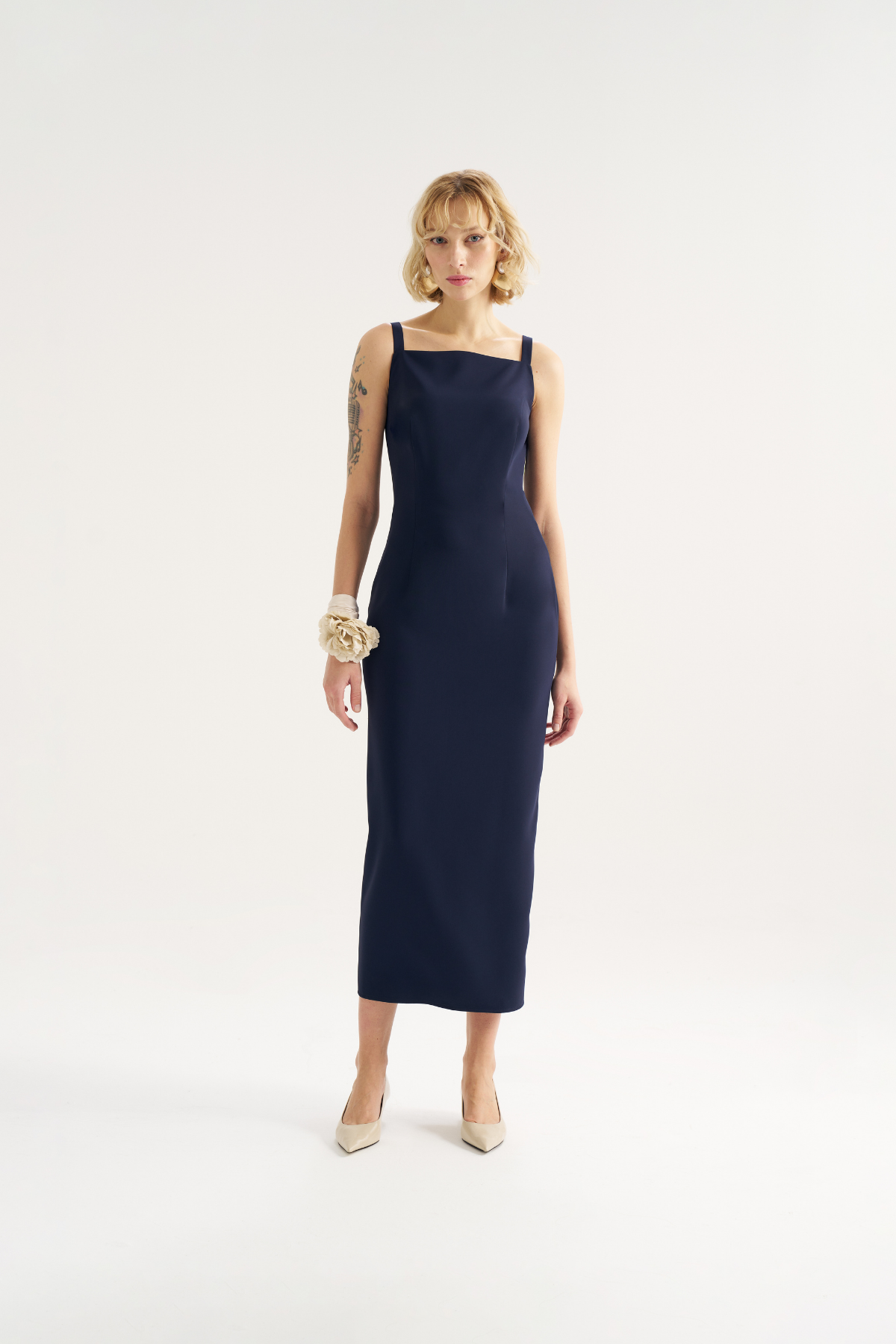 4802 Kare Yaka Askılı Elbise