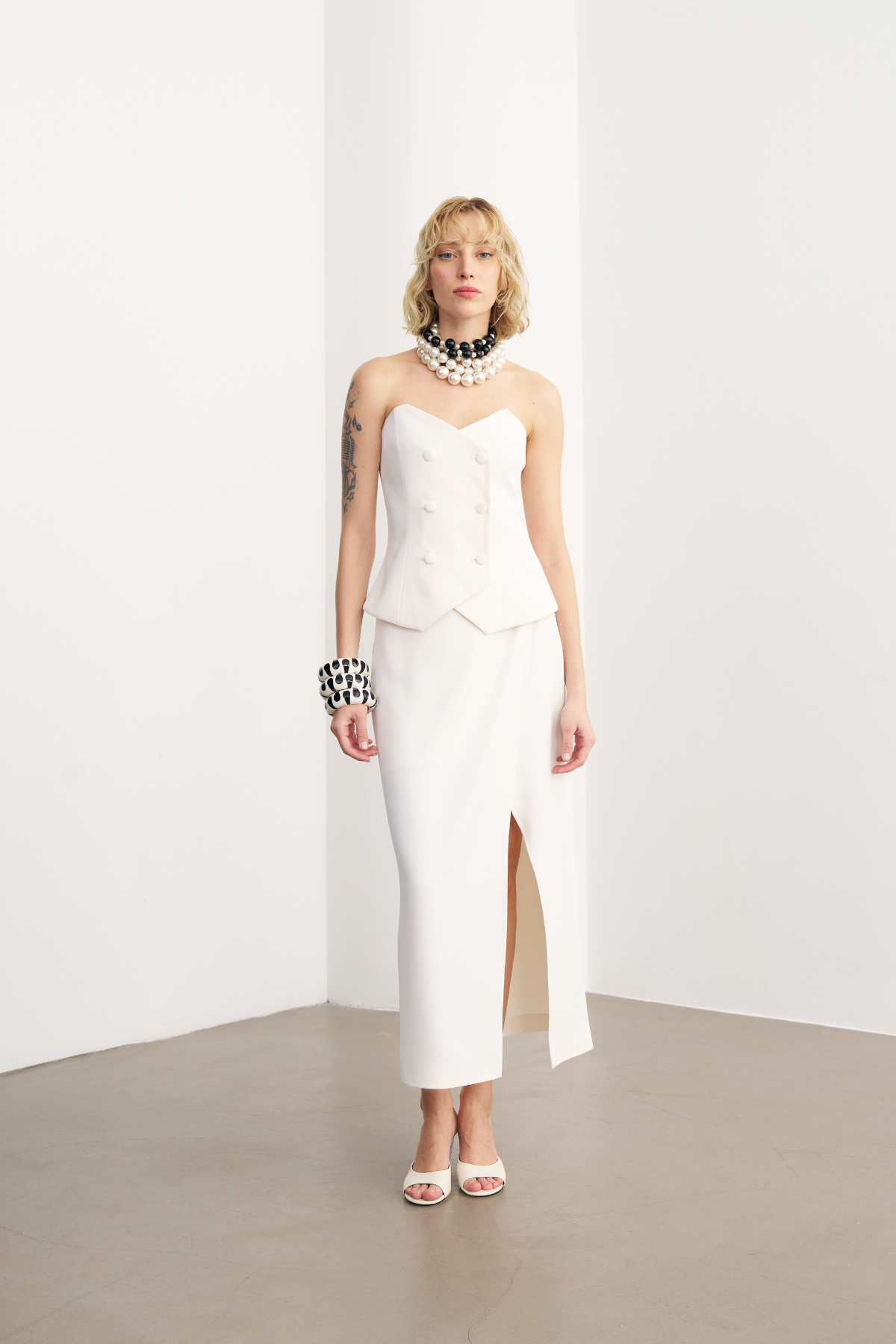 6801 Düğme Detaylı Büstiyer