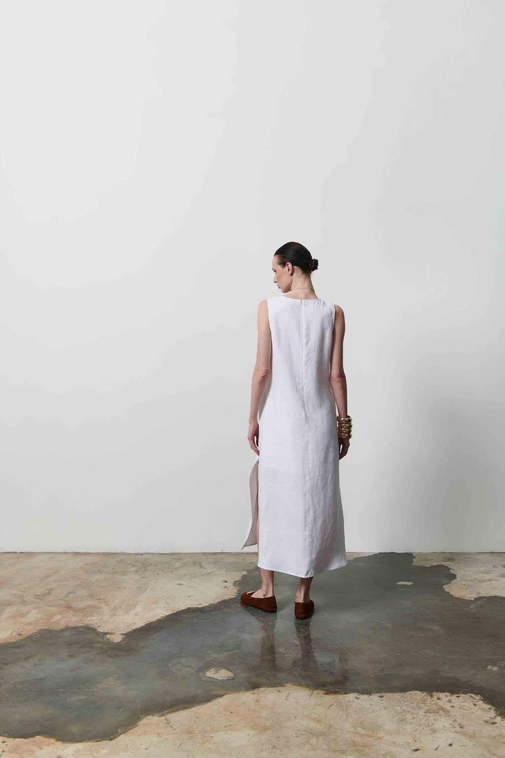 Kadın Beyaz Yırtmaçlı Uzun Elbise