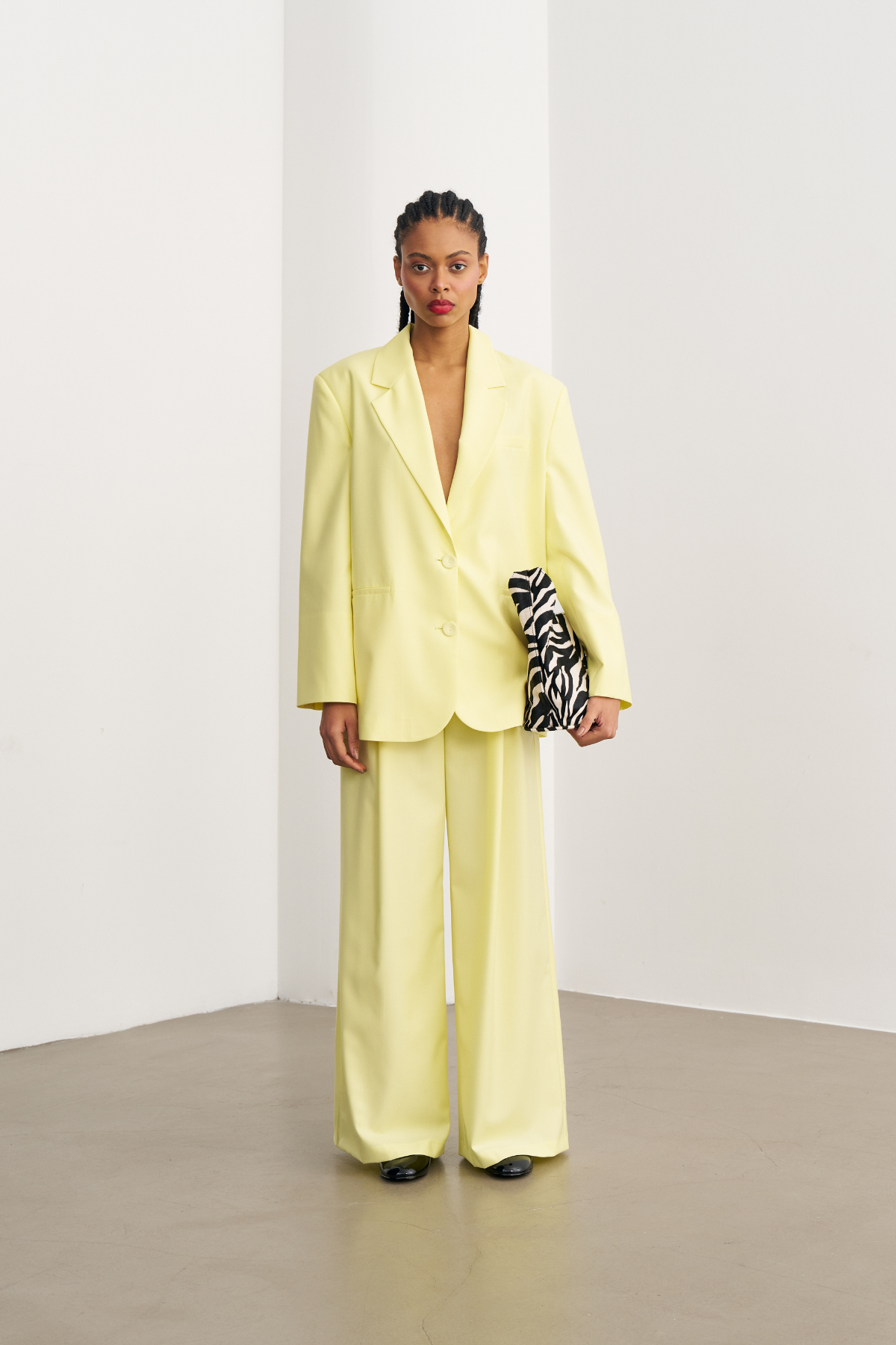 7701 Arka Yırtmaç Detaylı Oversize Ceket Pantolon Takım