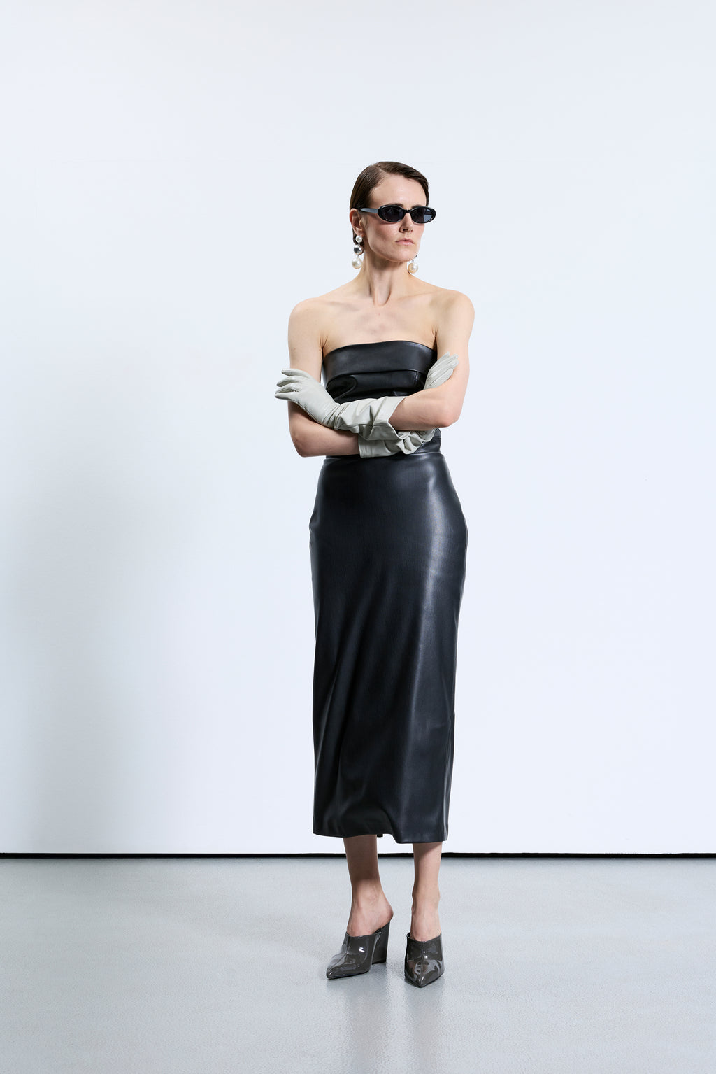 4721 Siyah Deri Elbise