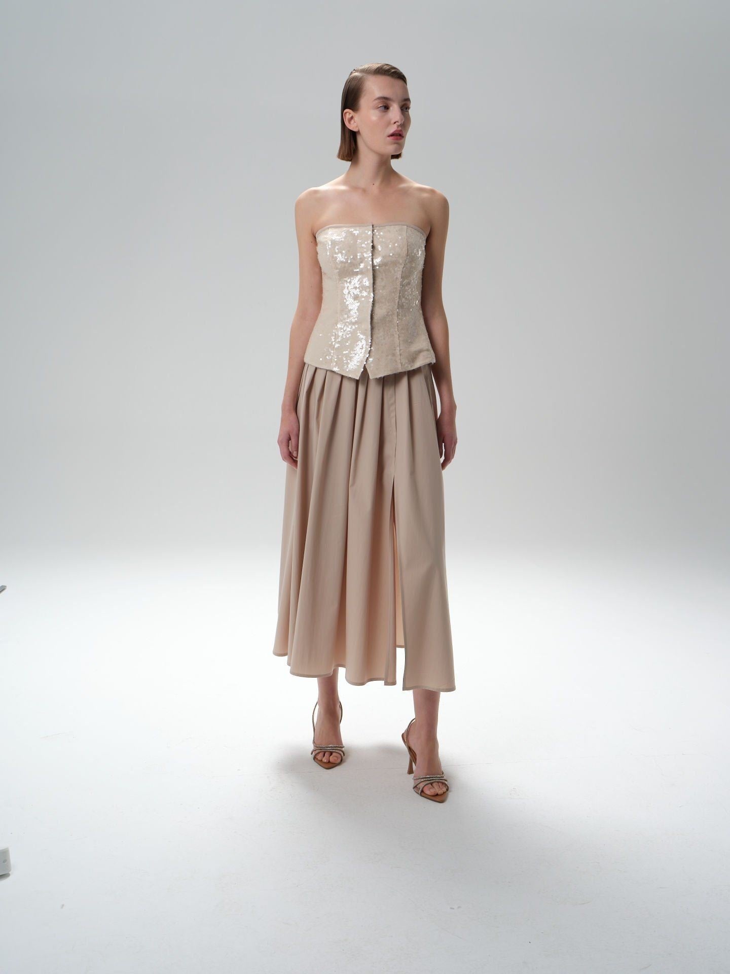 Yırtmaçlı Pileli Midi Etek