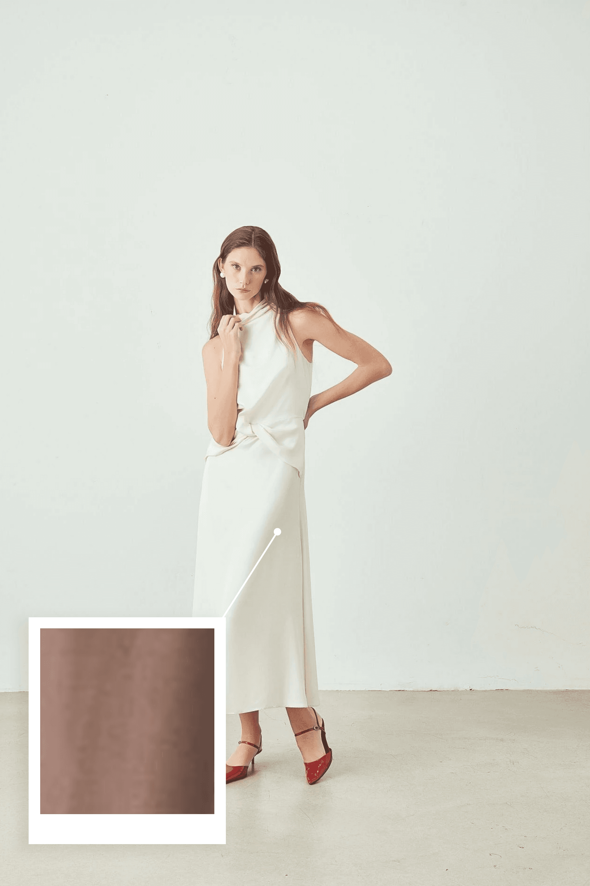 Şal Yaka Kolsuz Drape Detaylı Midi Elbise