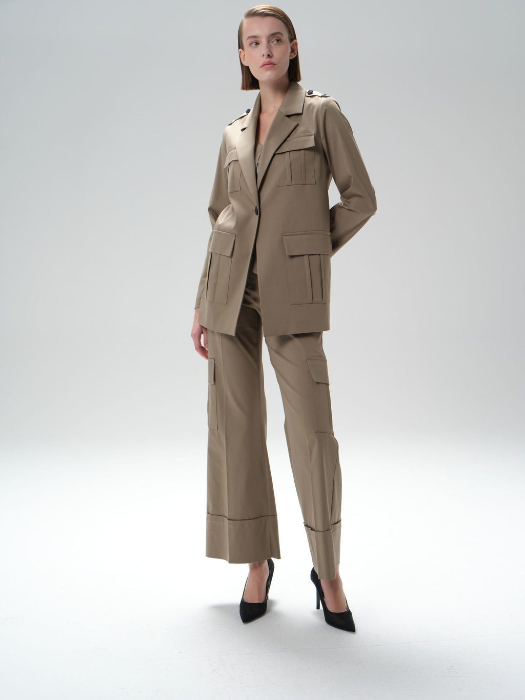 Düğme Detaylı Cepli Safari Ceket