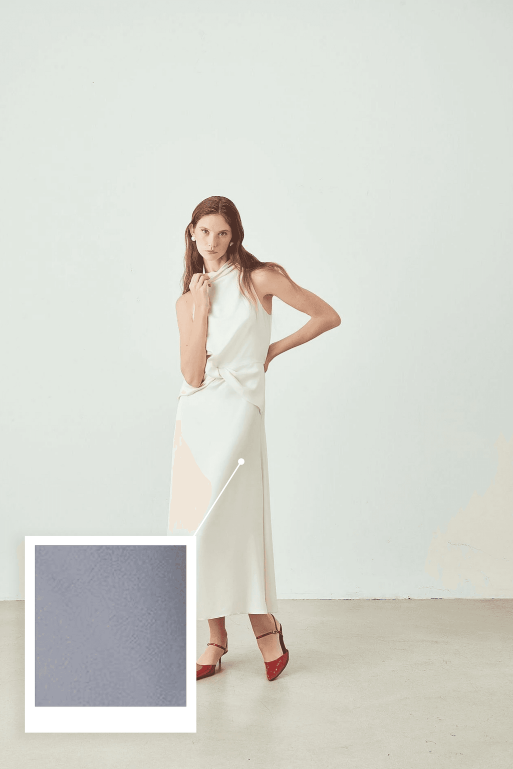 Şal Yaka Kolsuz Drape Detaylı Midi Elbise