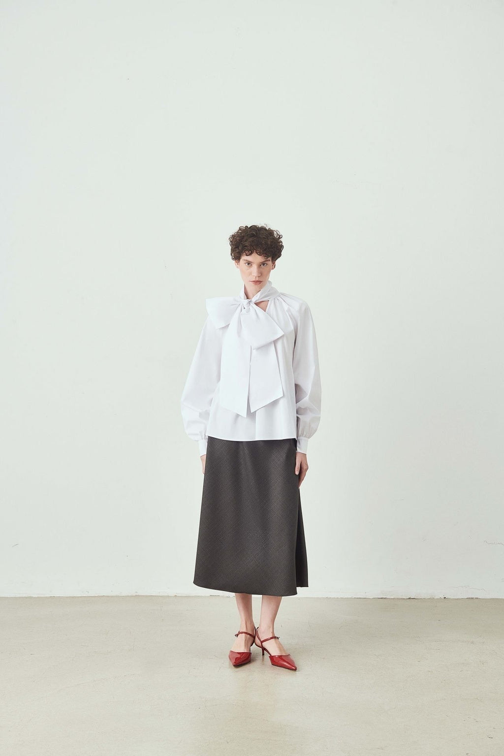 V Yaka Uzun Kollu Bluz