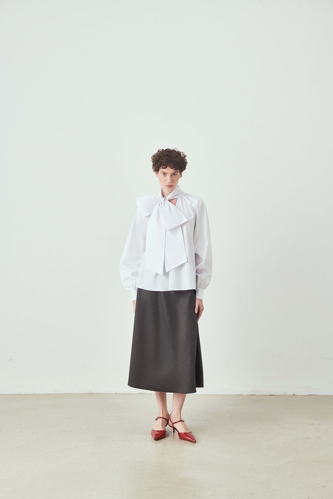 V Yaka Uzun Kollu Bluz