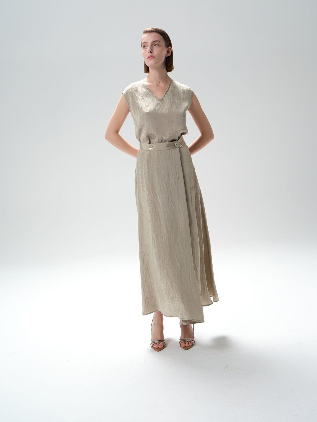 Button Belt Detailed Midi Skirt