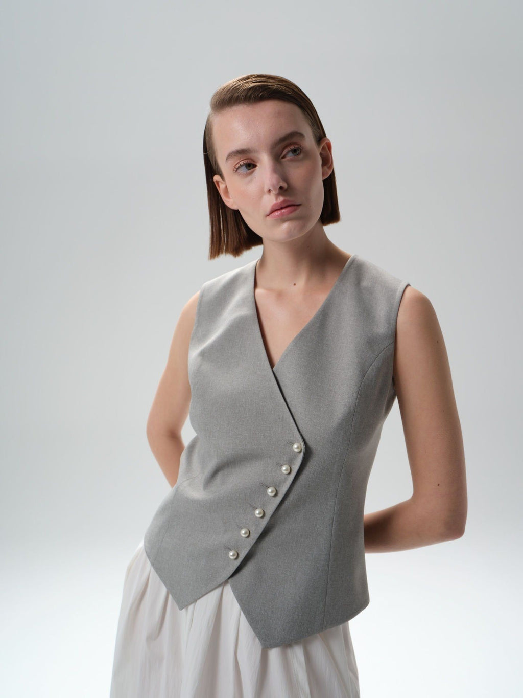 Pearl Detailed Backless Vest