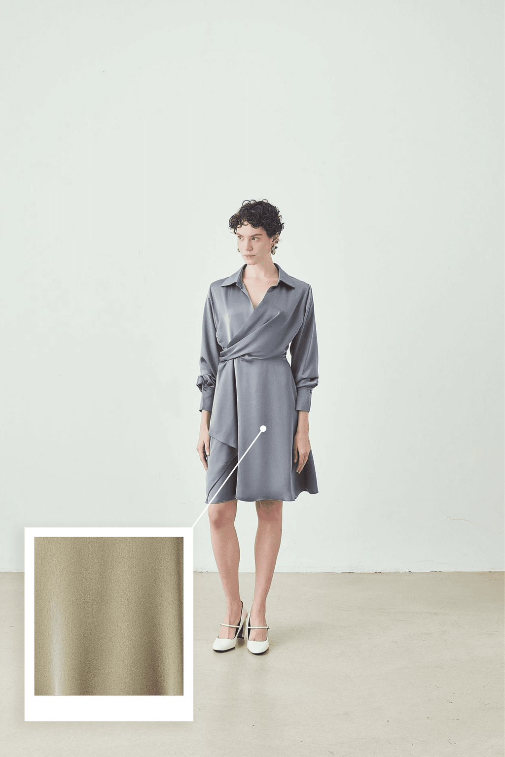 Uzun Kollu Kruvaze Yaka Midi Elbise